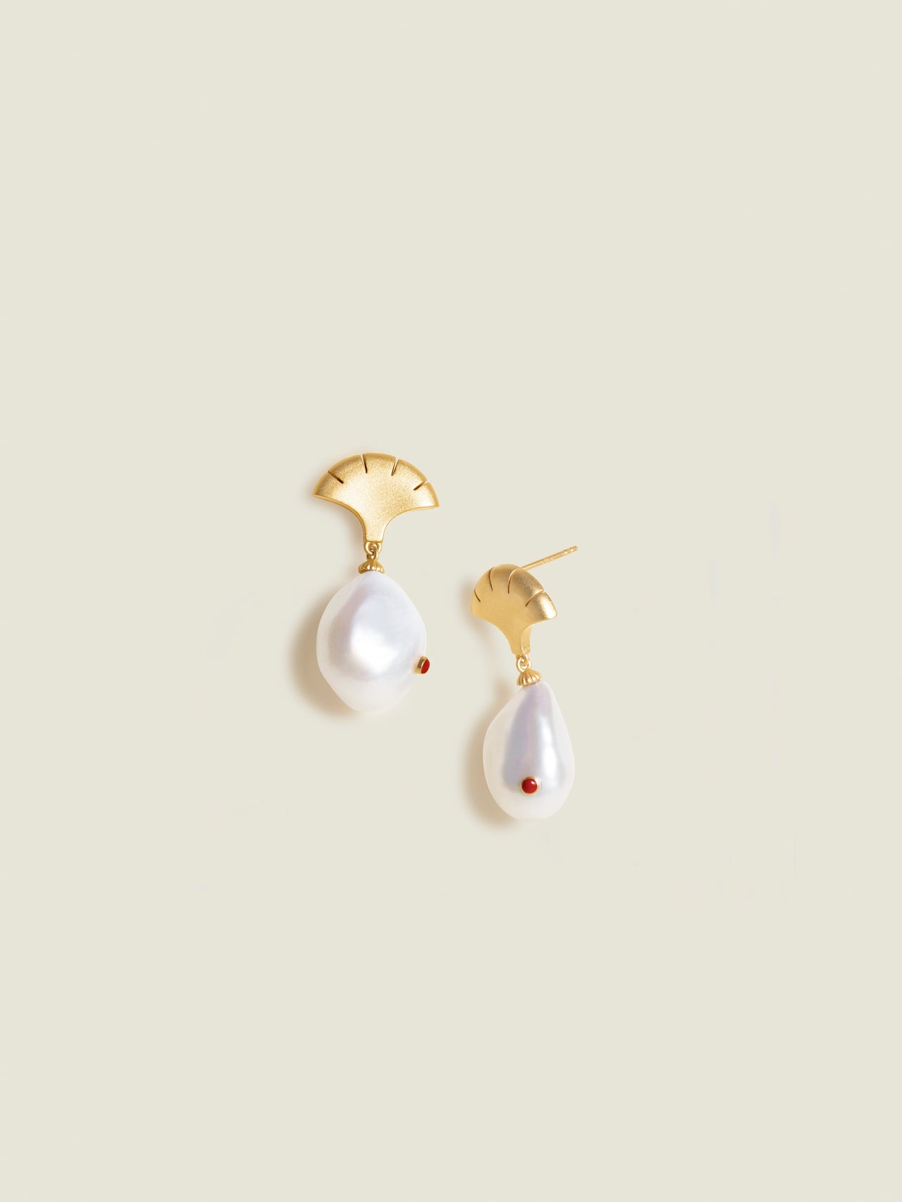 Ginkgo Pearl Earrings