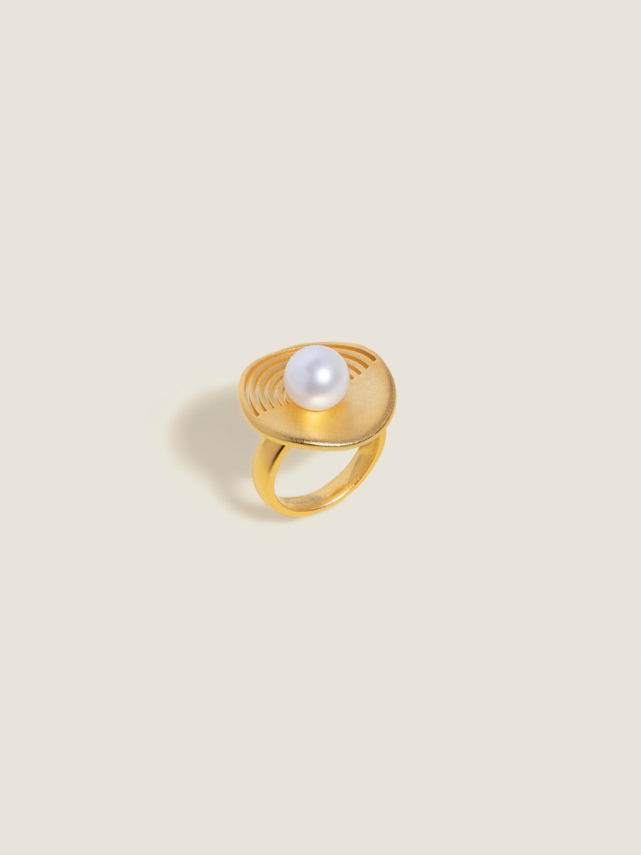 Ripple Pearl Ring