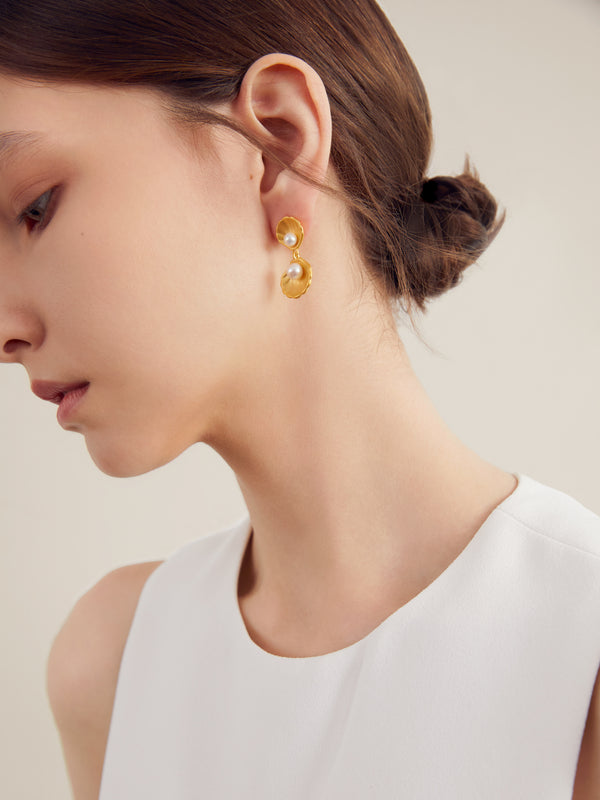 「WAVE」Biwa Clamshell Pearl Earrings