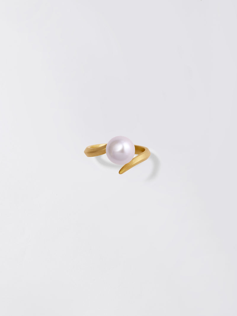 「CLASSIC」Dainty Pearl Ring
